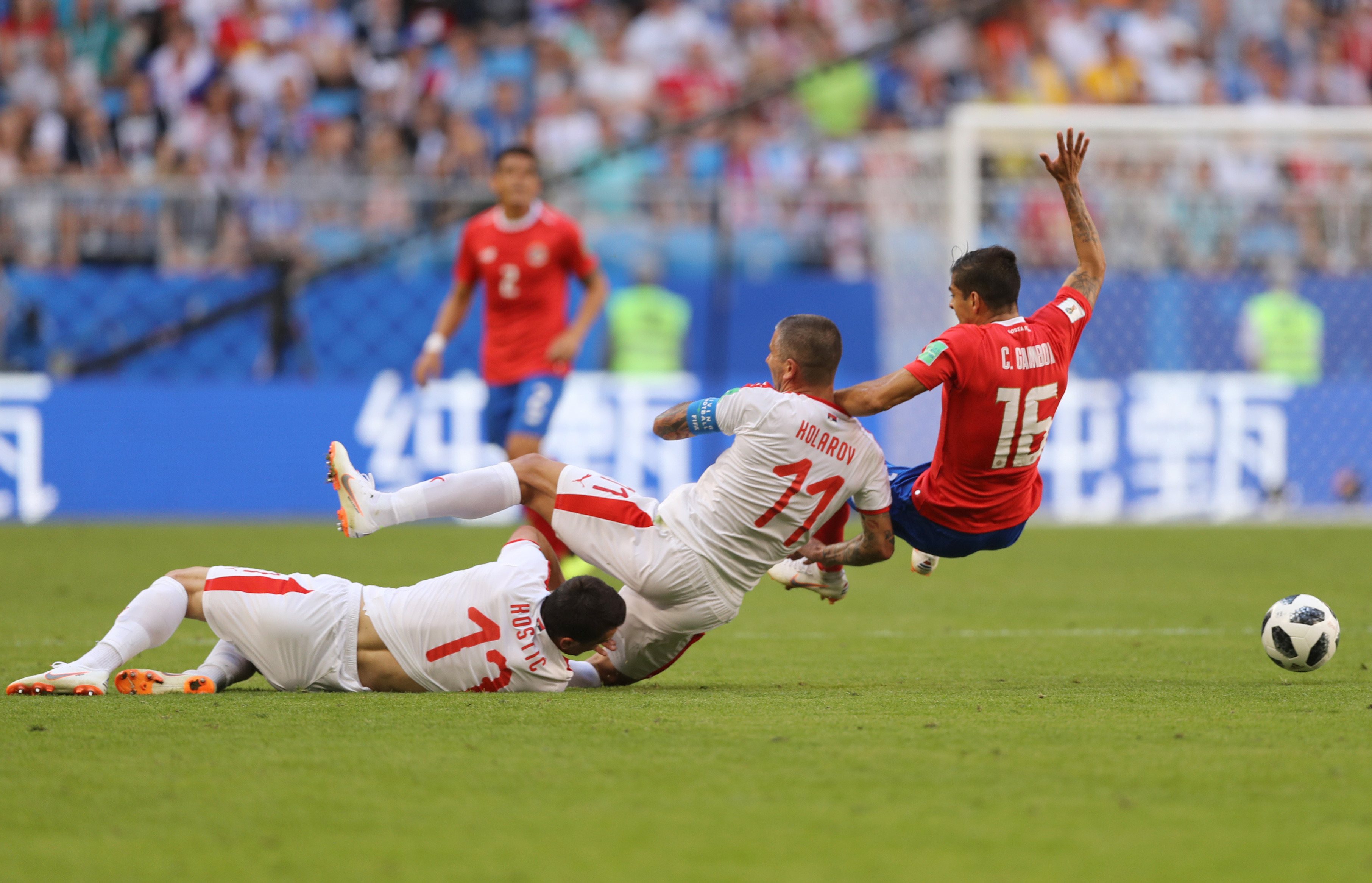 开云体育app-双方球队在足球比赛中展现出色技术的英文